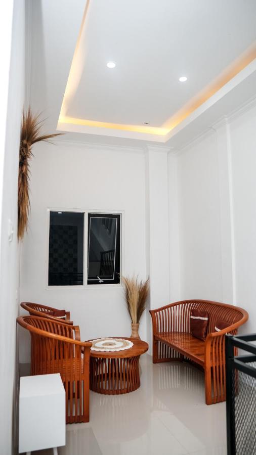 Wangi Homestay Banyuwangi  Kültér fotó