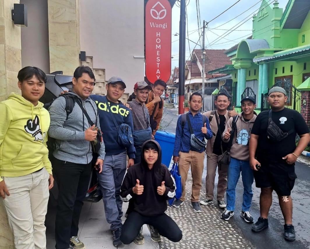 Wangi Homestay Banyuwangi  Kültér fotó